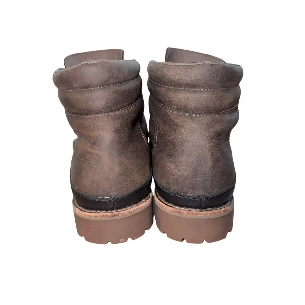 Chaco men’s fossil